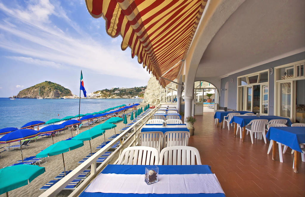 Hotel Vittorio Beach Resort Барано-д'Иския Экстерьер фото