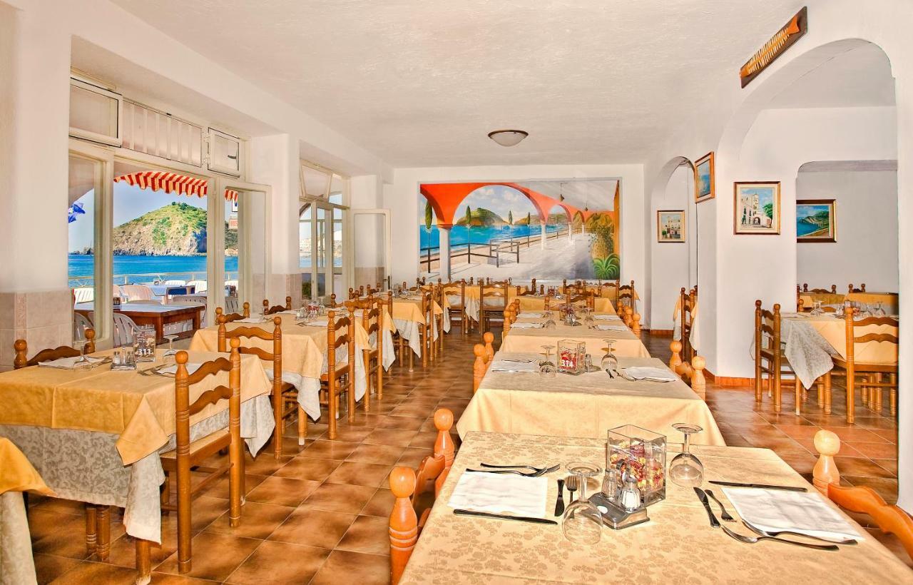 Hotel Vittorio Beach Resort Барано-д'Иския Экстерьер фото